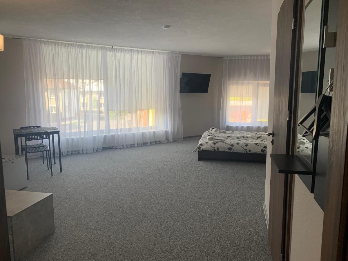 Hotel Marijampolė Extérieur photo
