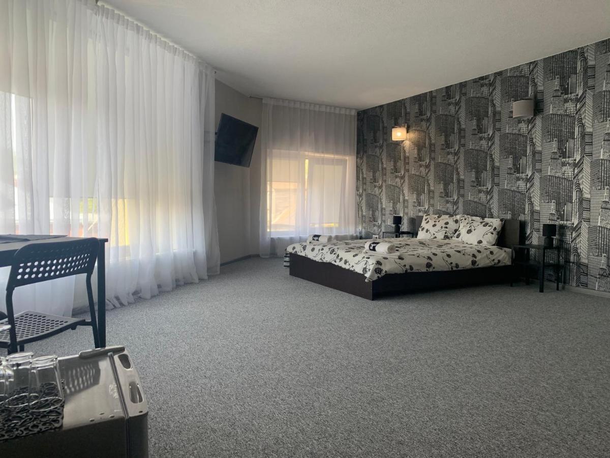 Hotel Marijampolė Extérieur photo